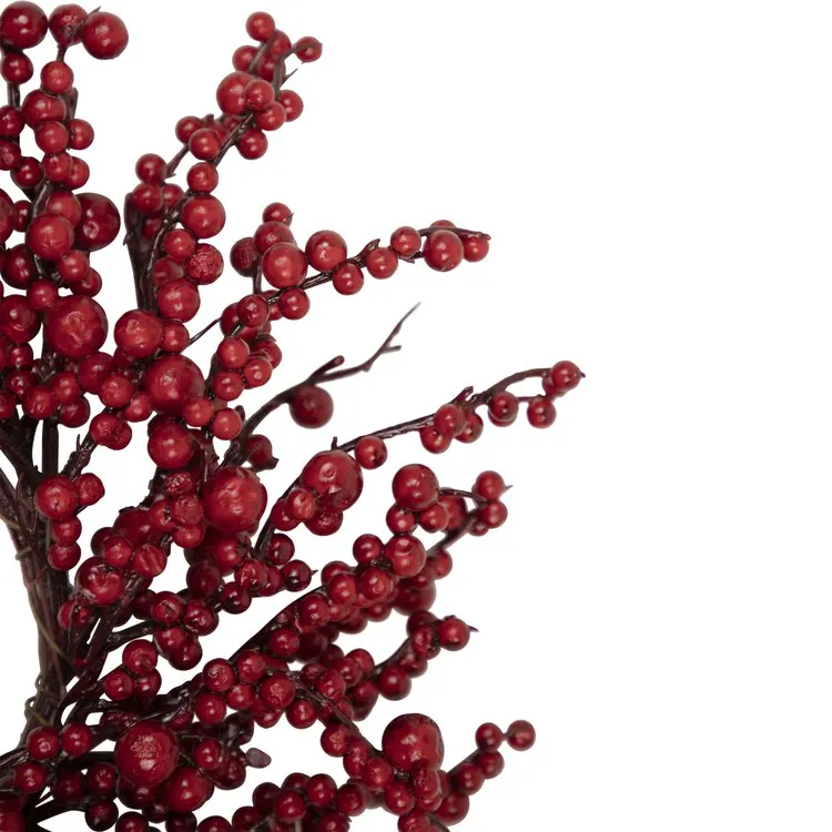 22" Unlit Red Berries Artificial Christmas Wreath