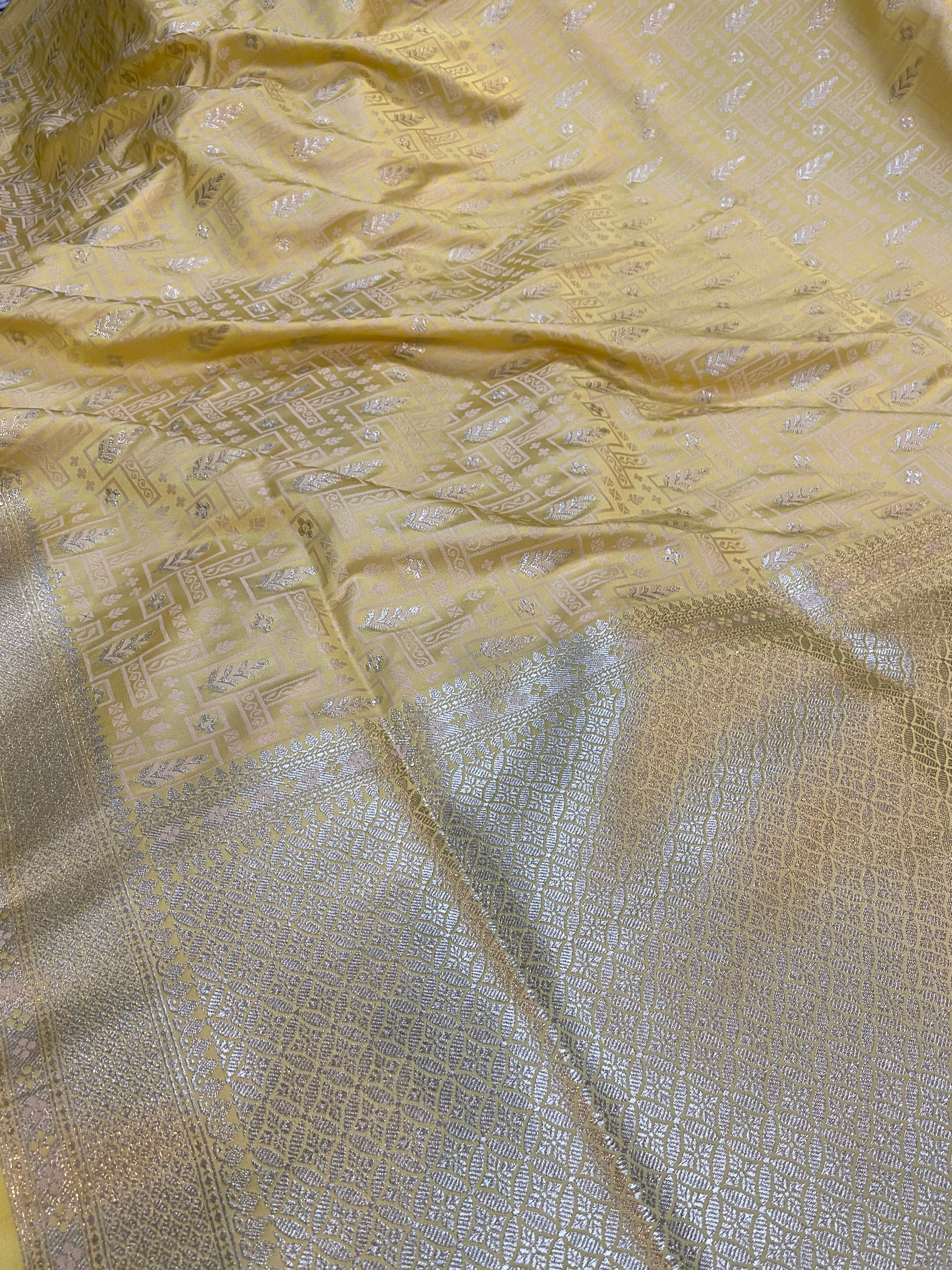 Bright Radiance: Lemon Yellow Pure Banarasi Silk Saree