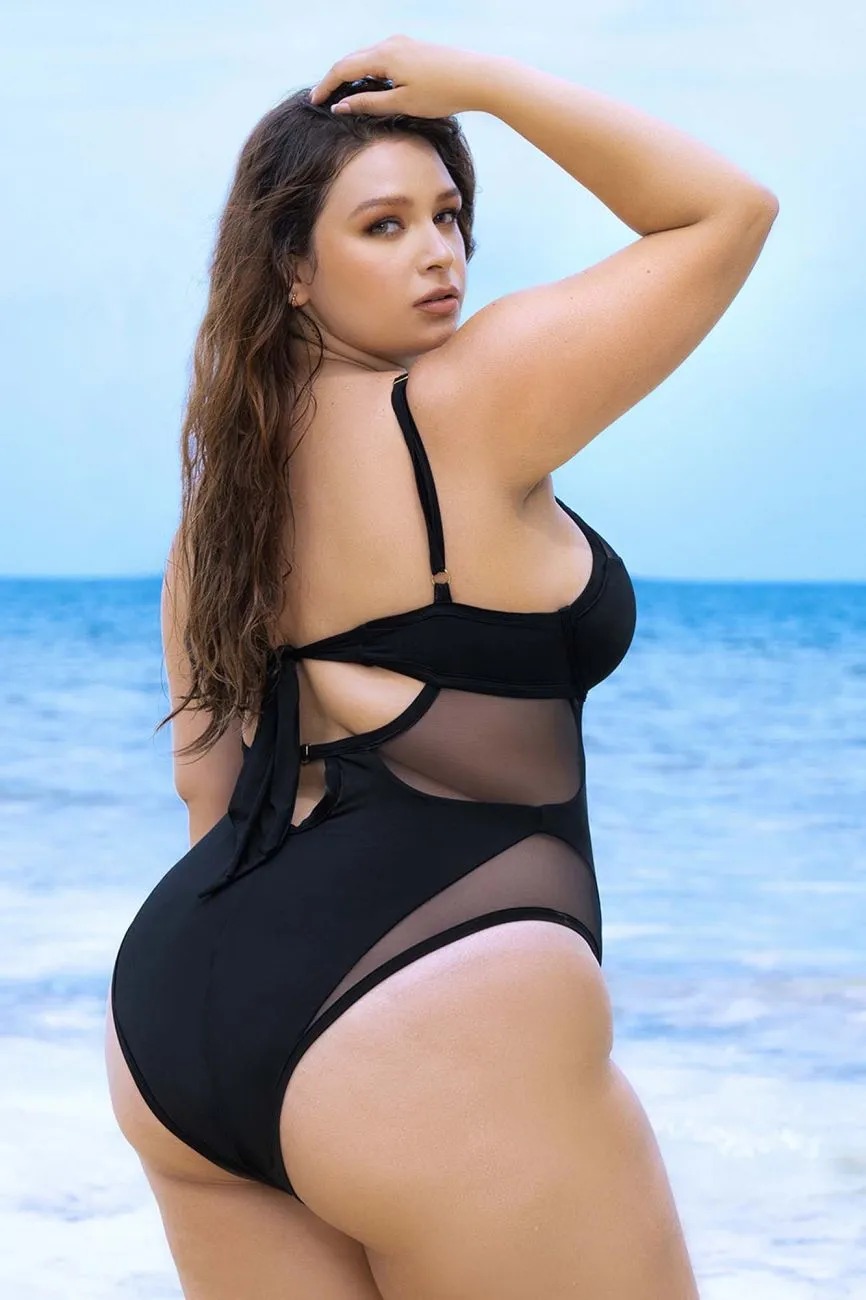 Mapale Curvy Size Underwired One Piece Swimsuit Color Black